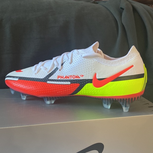 Brand New with Box | Nike Phantom GT2 Elite FG
Firm-Ground Soccer Cleat main image 4
